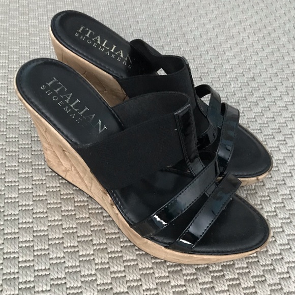 Italian Shoemakers Black Wedge Sandals - Picture 1 of 4